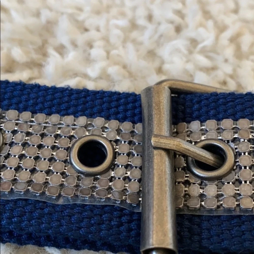 💛Y2K 90’s seatbelt style belt with mesh details